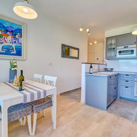 Daire Luxury Seaside By Litto *