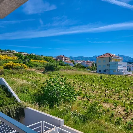 Luxury Seaside By Litto Daire *