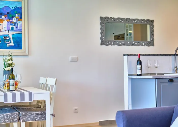 Luxury Seaside By Litto